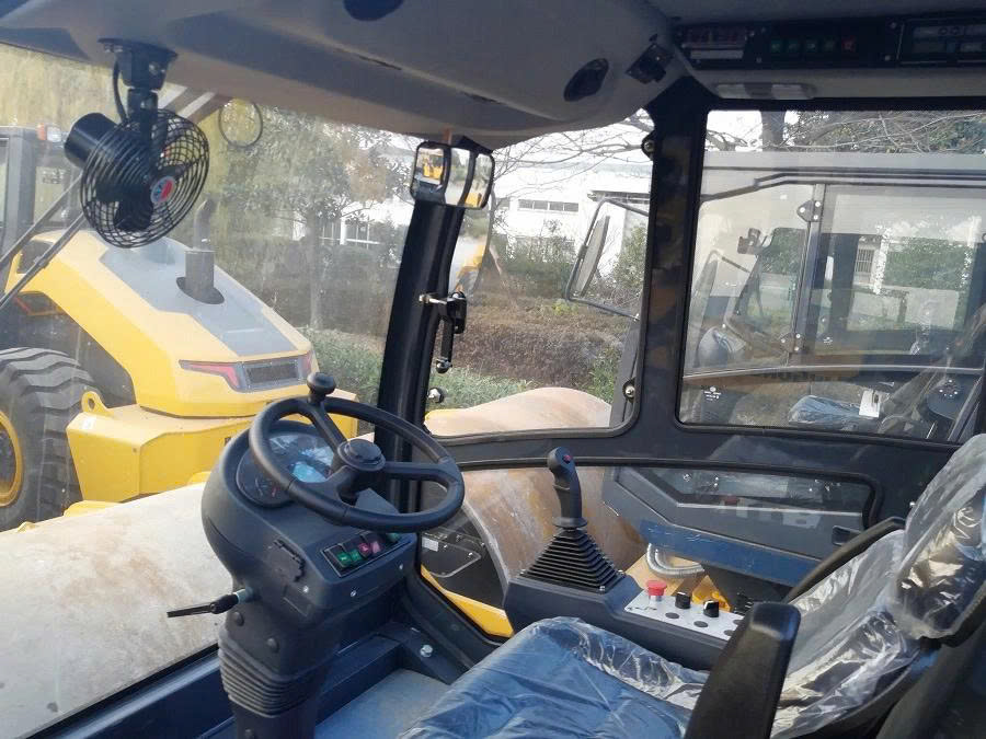 Xe Lu Rung LiuGong CLG6612E - Sức Mạnh Vượt Trội Cho Công Trình Lớn